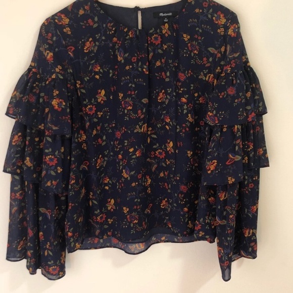 Madewell ruffle sleeve top in climbing vine - Picture 3 of 7